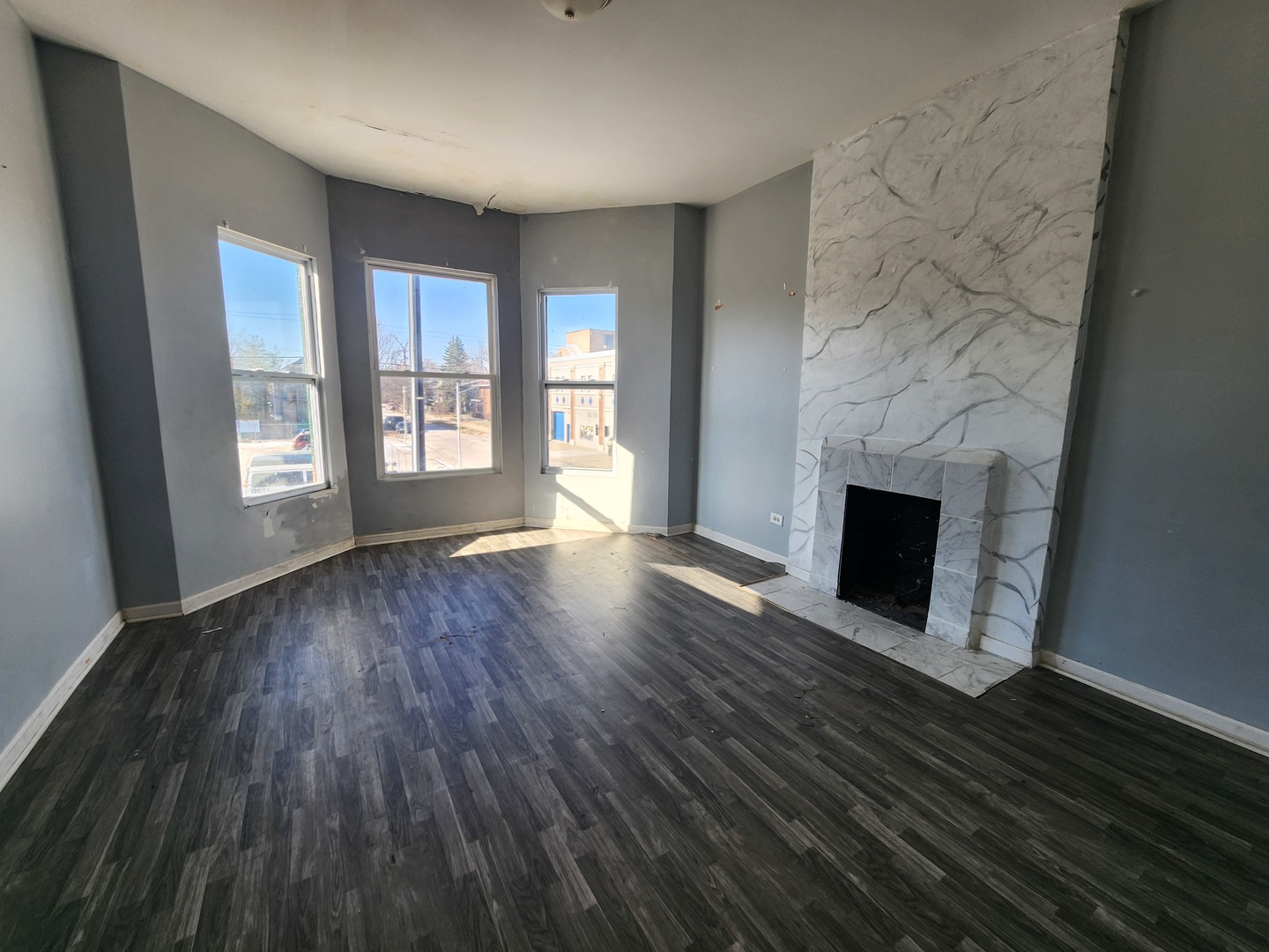 10901 S Michigan Avenue, Chicago, IL 60628