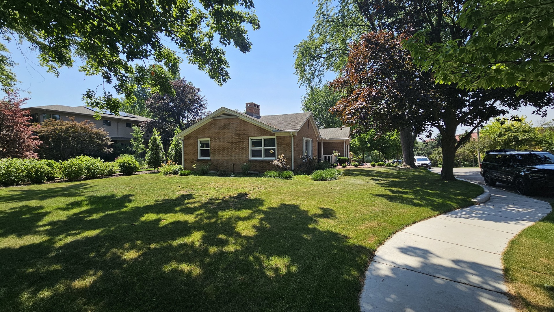 304 S Loomis Street, Naperville, IL 60540