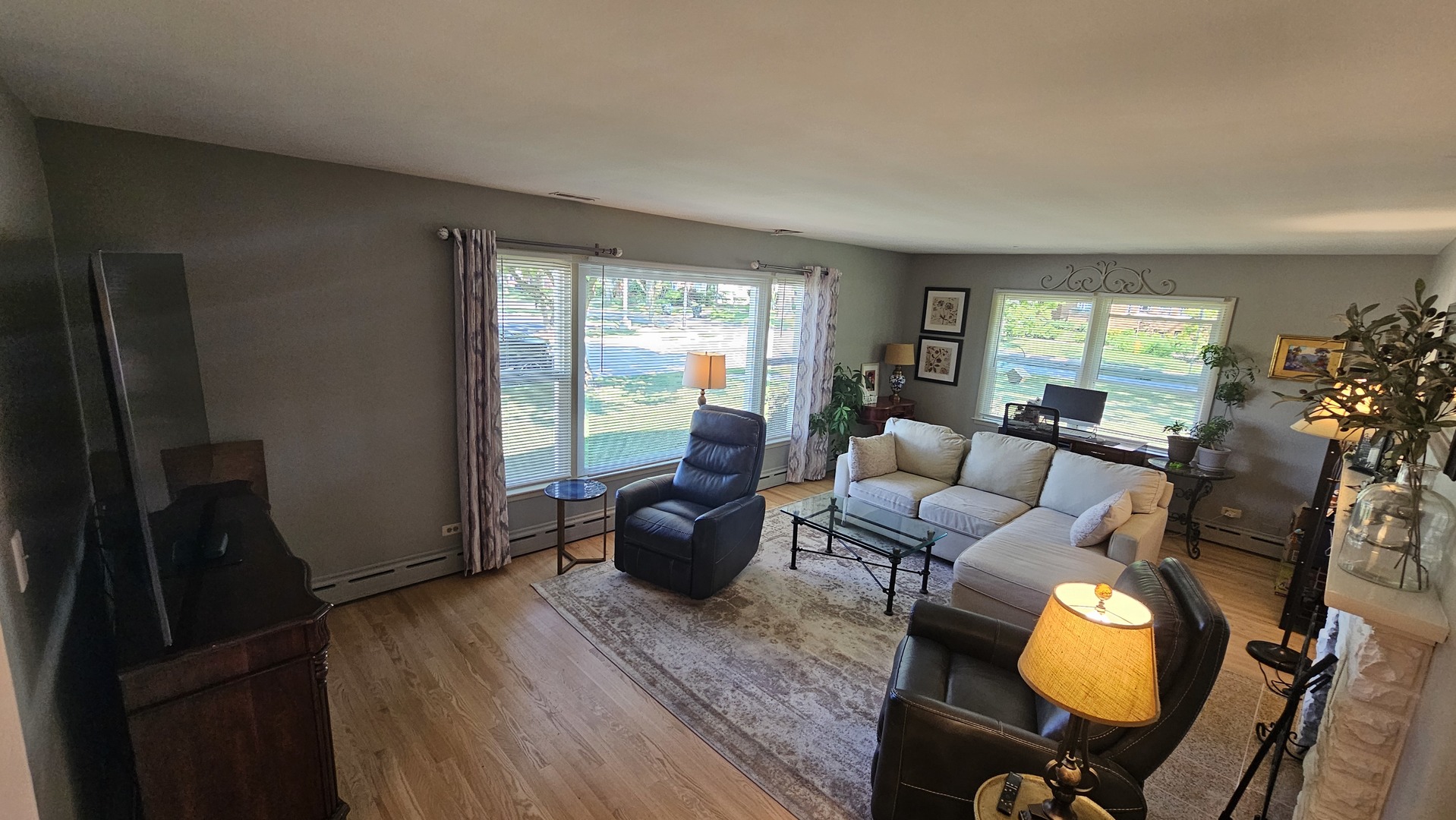 304 S Loomis Street, Naperville, IL 60540