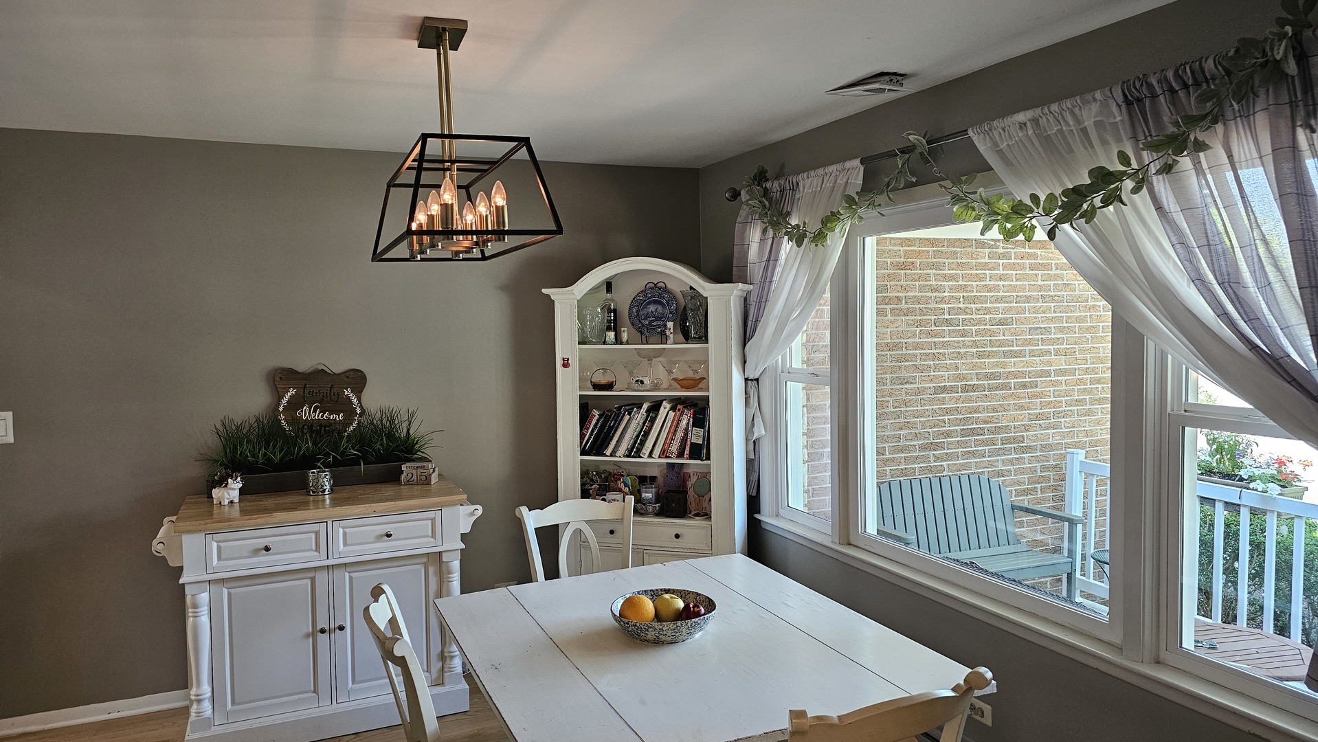 304 S Loomis Street, Naperville, IL 60540