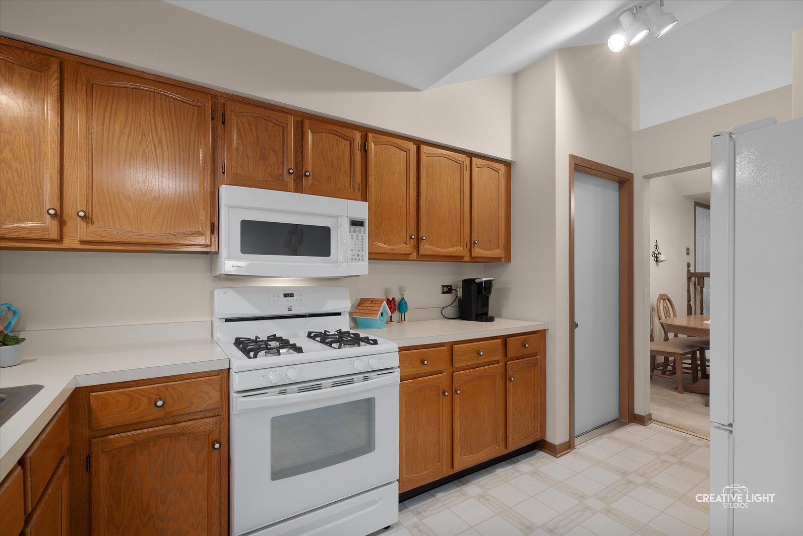 714 Maplewood Court #2C, Willowbrook, IL 60527