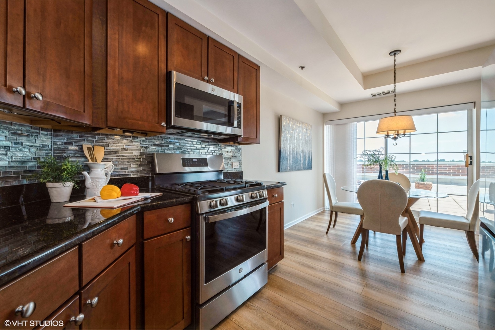 390 W Mahogany Court #701, Palatine, IL 60067