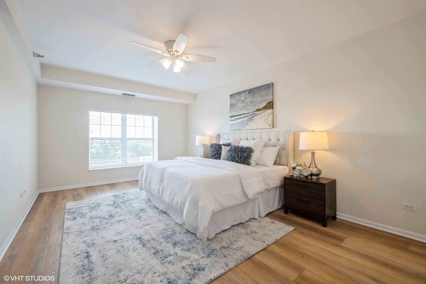 390 W Mahogany Court #701, Palatine, IL 60067