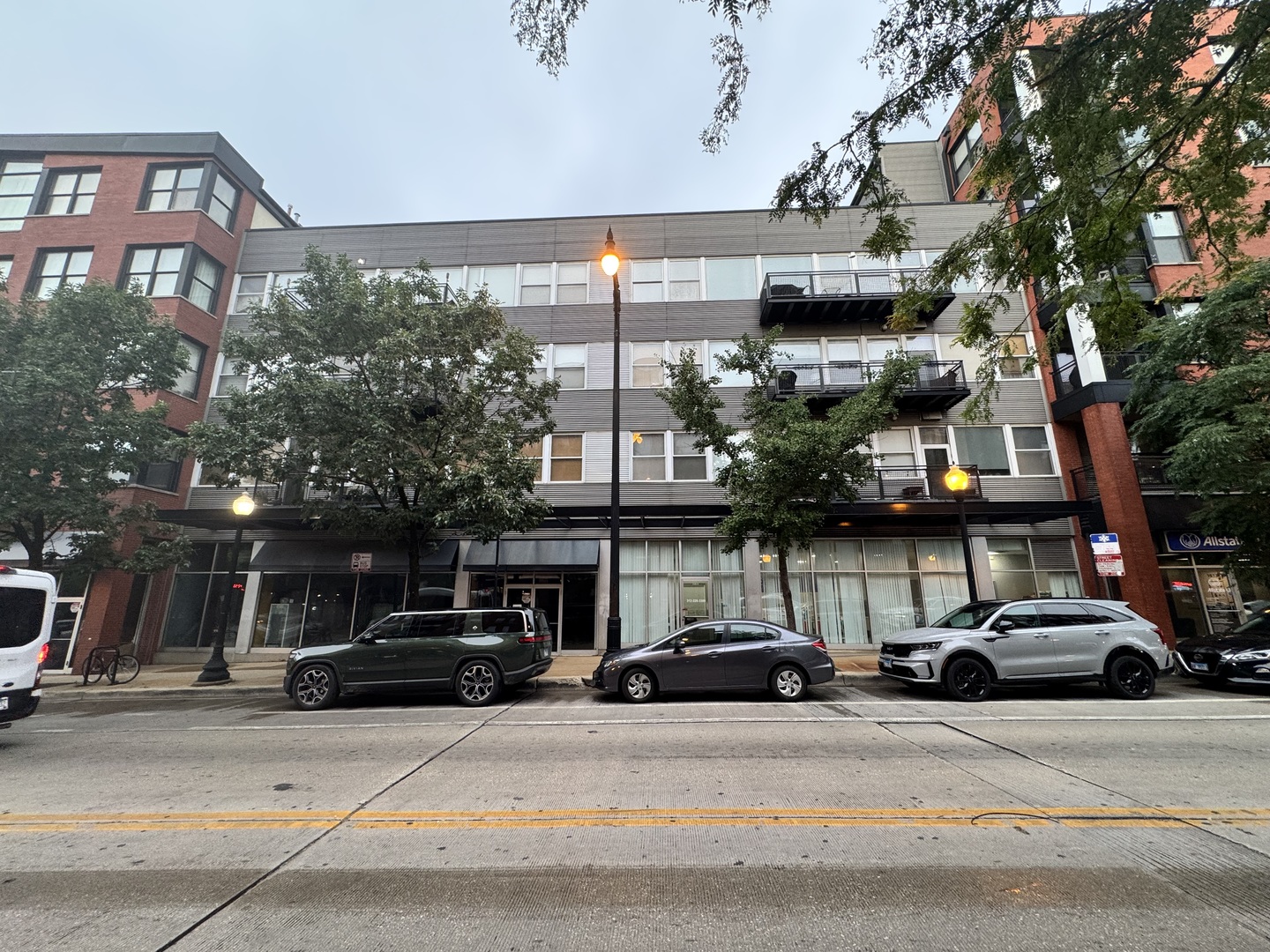 1609 S Halsted Street, Chicago, IL 60608