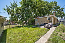 13033 Chicago Street, Blue Island, IL 60406