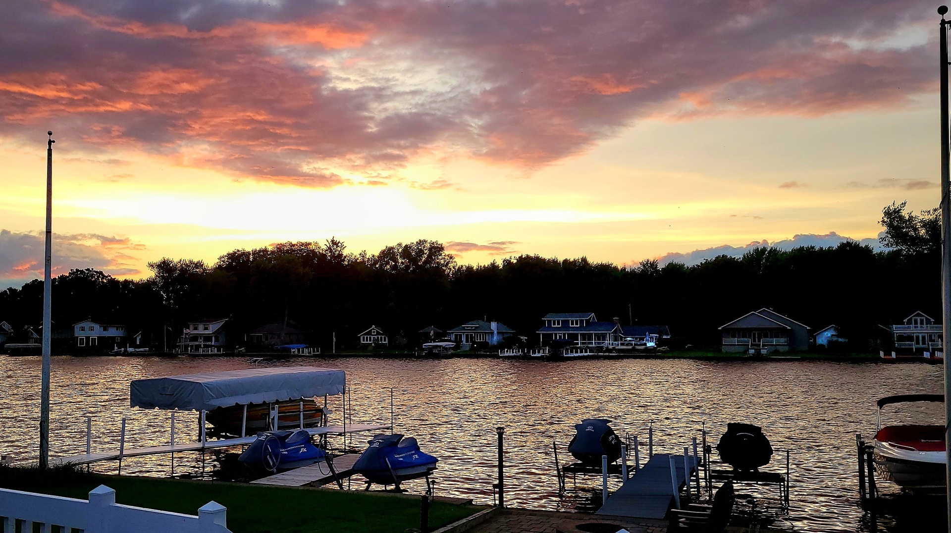 1418 River Terrace Drive, Johnsburg, IL 60051