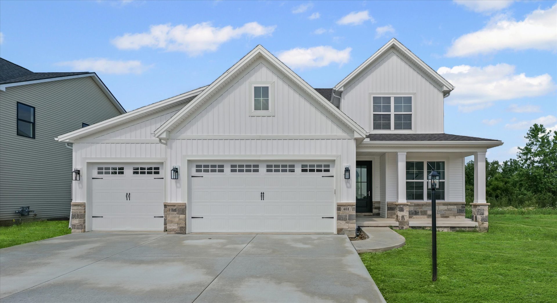 403 Harpers Ferry, Savoy, IL 61874