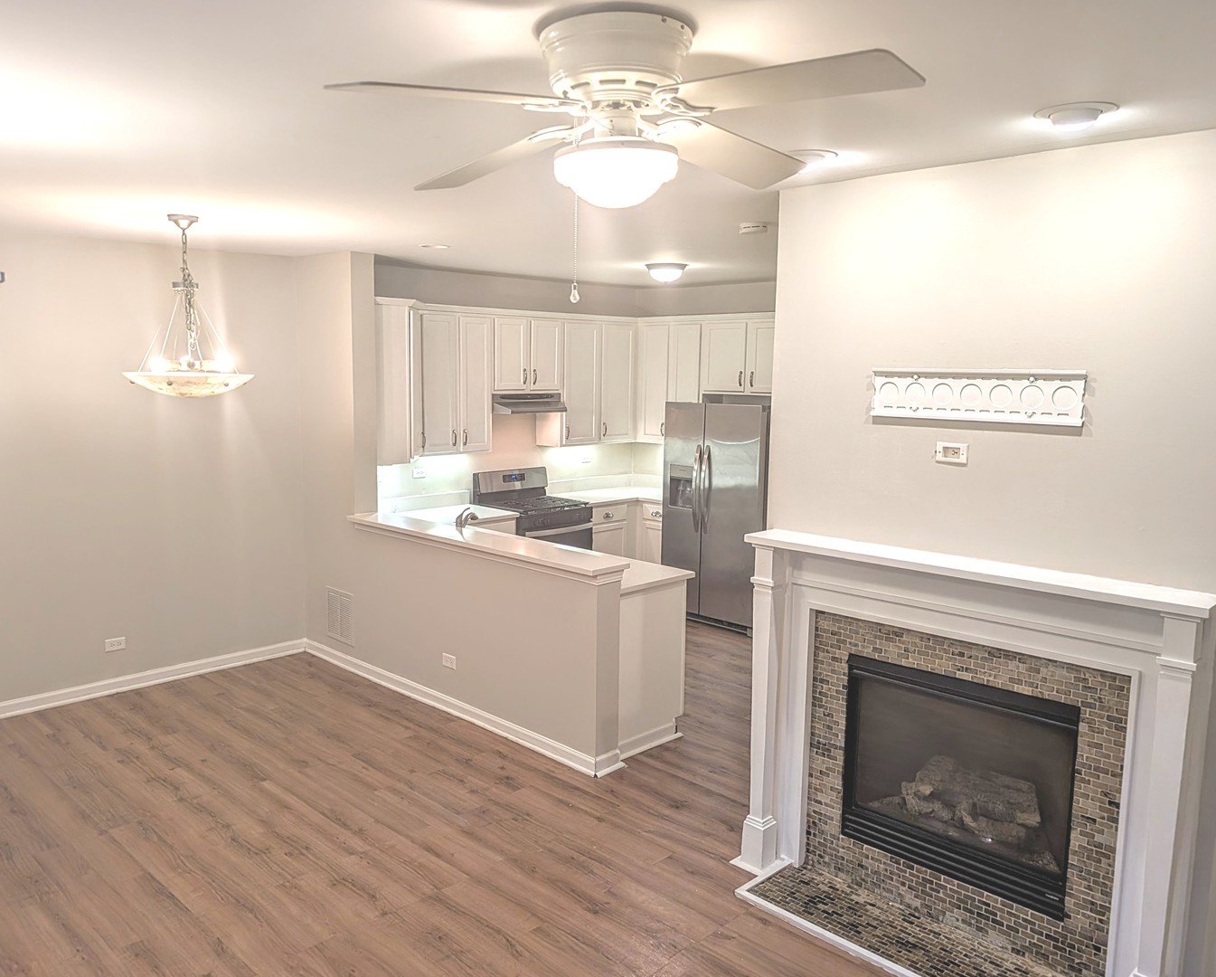 261 Springbrook Trail, Oswego, IL 60543