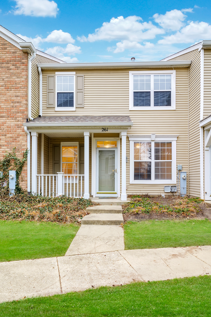 261 Springbrook Trail, Oswego, IL 60543