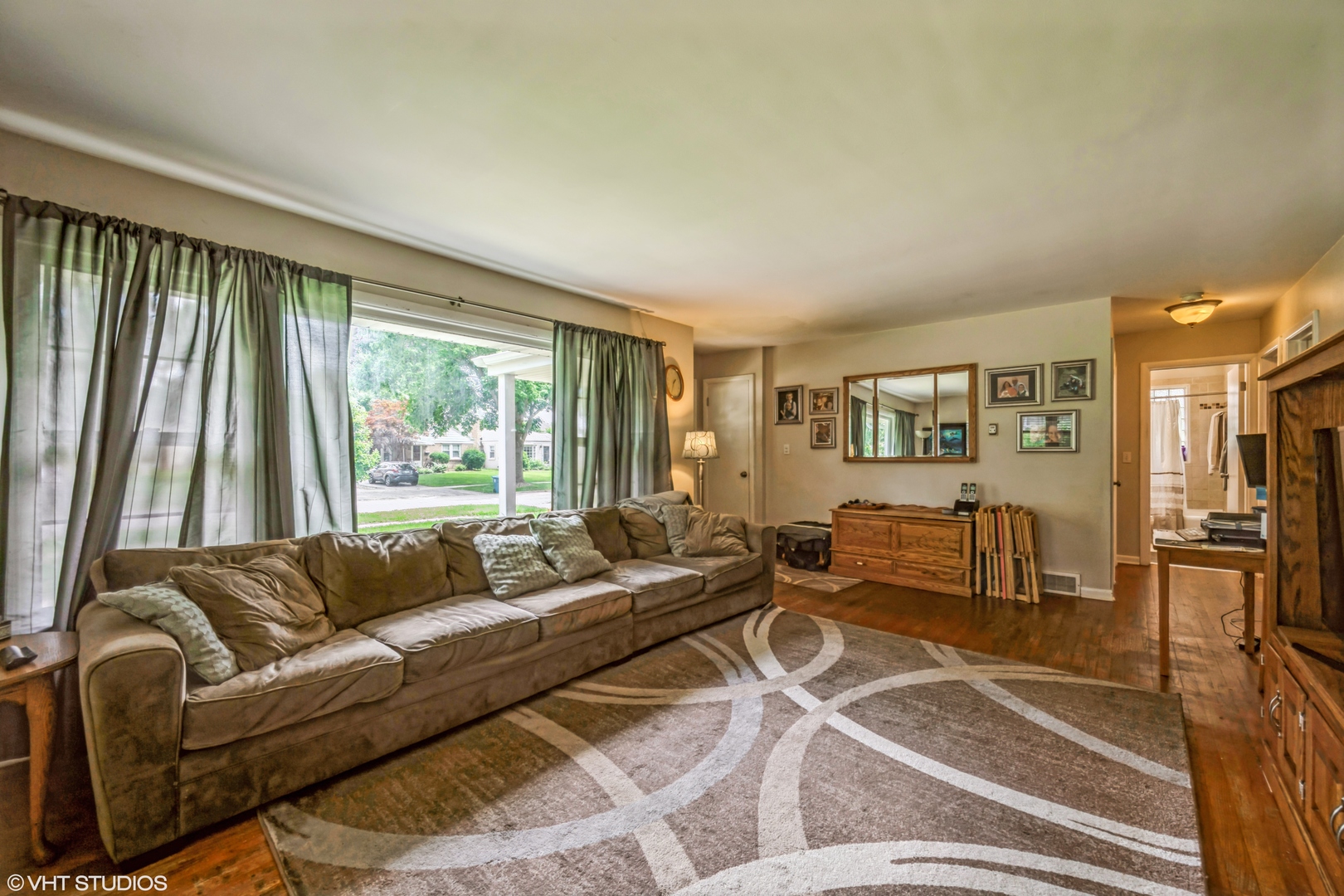 408 S EMERSON Street, Mount Prospect, IL 60056