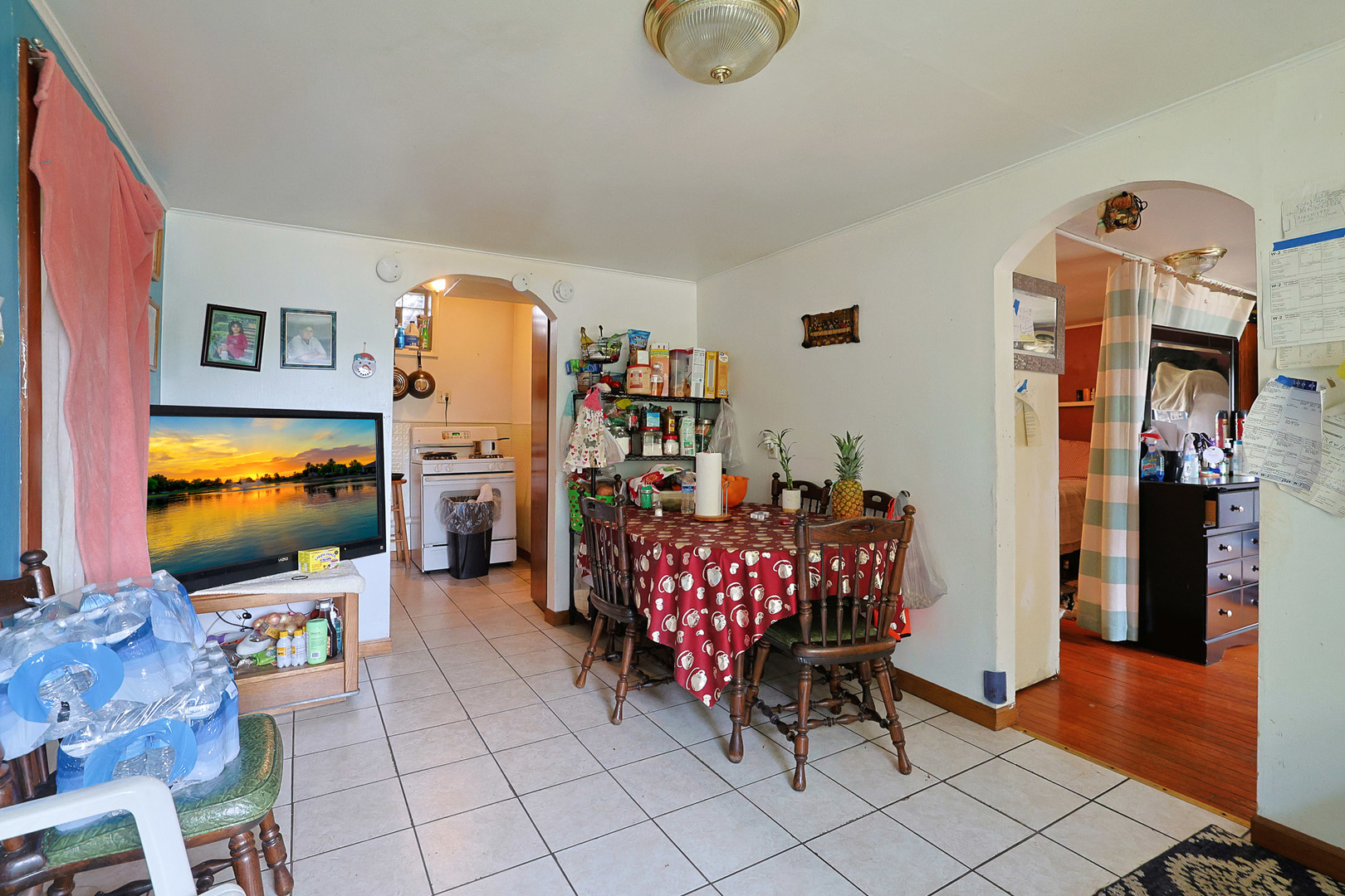 392 PLUM Court, Elgin, IL 60120