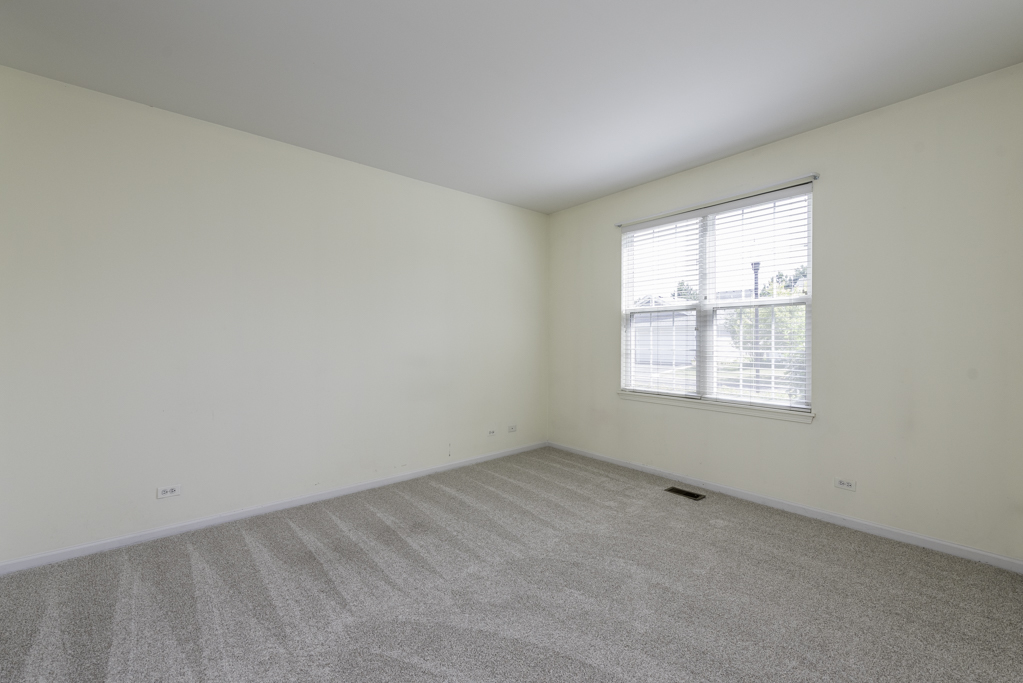 13154 W Sheffield Lane #13154, Beach Park, IL 60083