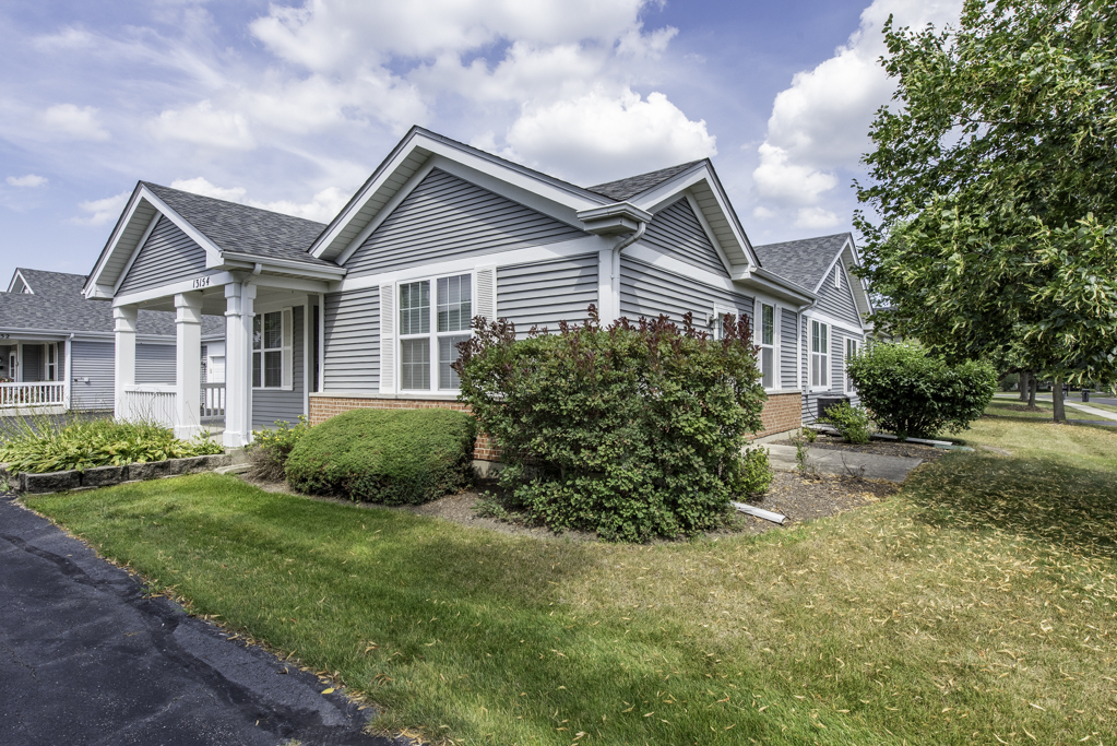13154 W Sheffield Lane #13154, Beach Park, IL 60083
