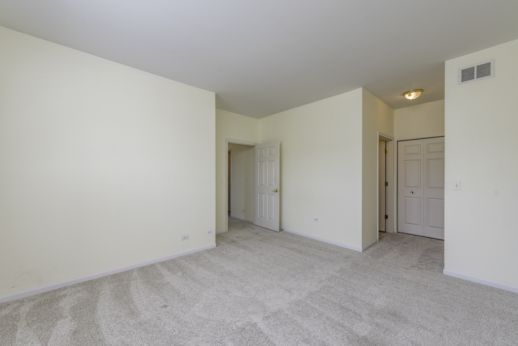13154 W Sheffield Lane #13154, Beach Park, IL 60083