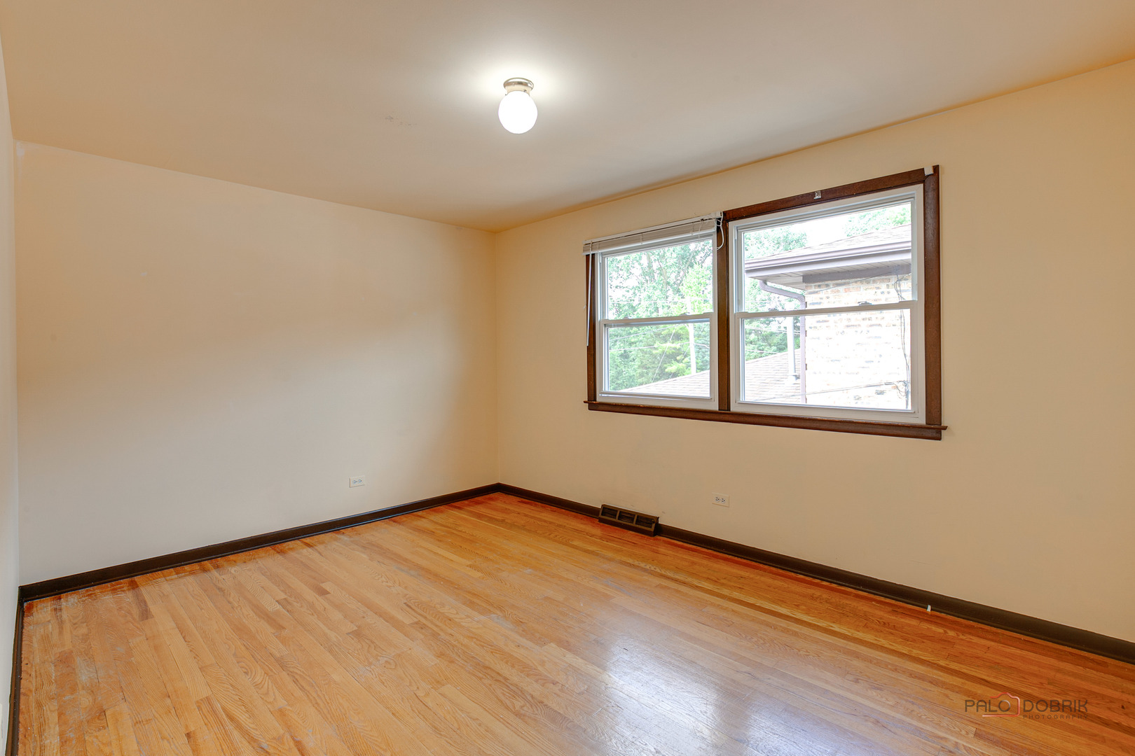 334 Euclid Avenue, Highwood, IL 60040