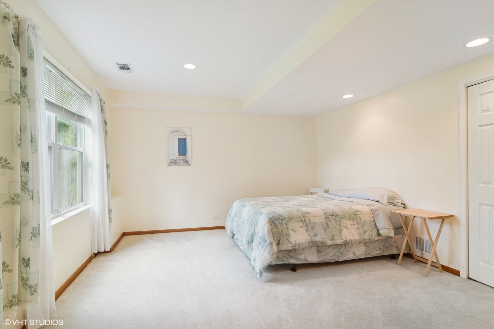 1048 N Palos Avenue, Palatine, IL 60067