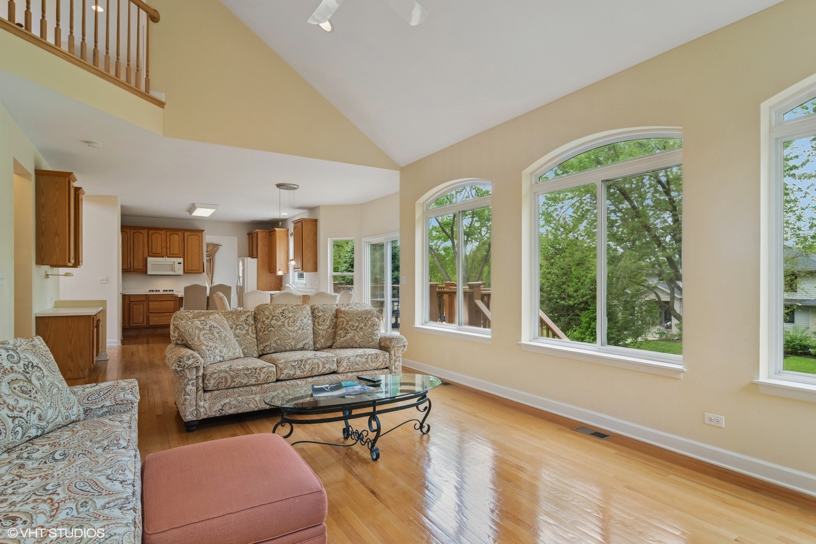 1048 N Palos Avenue, Palatine, IL 60067