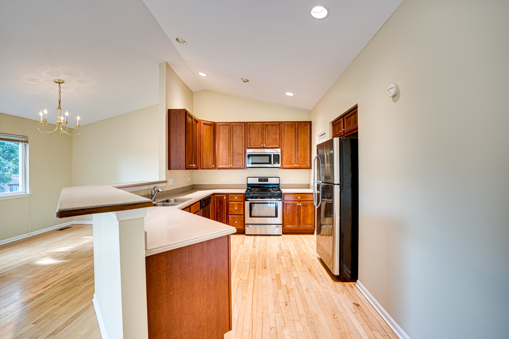 3147 Saganashkee Lane, Naperville, IL 60564