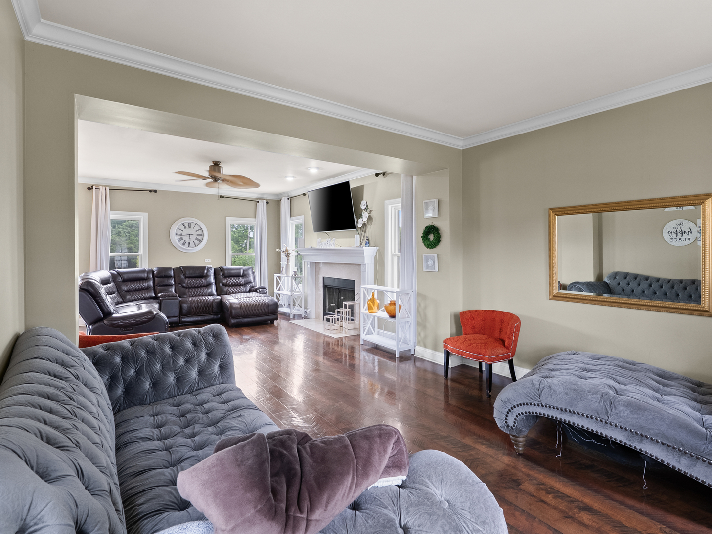511 E Rennesoy Drive, Newark, IL 60541