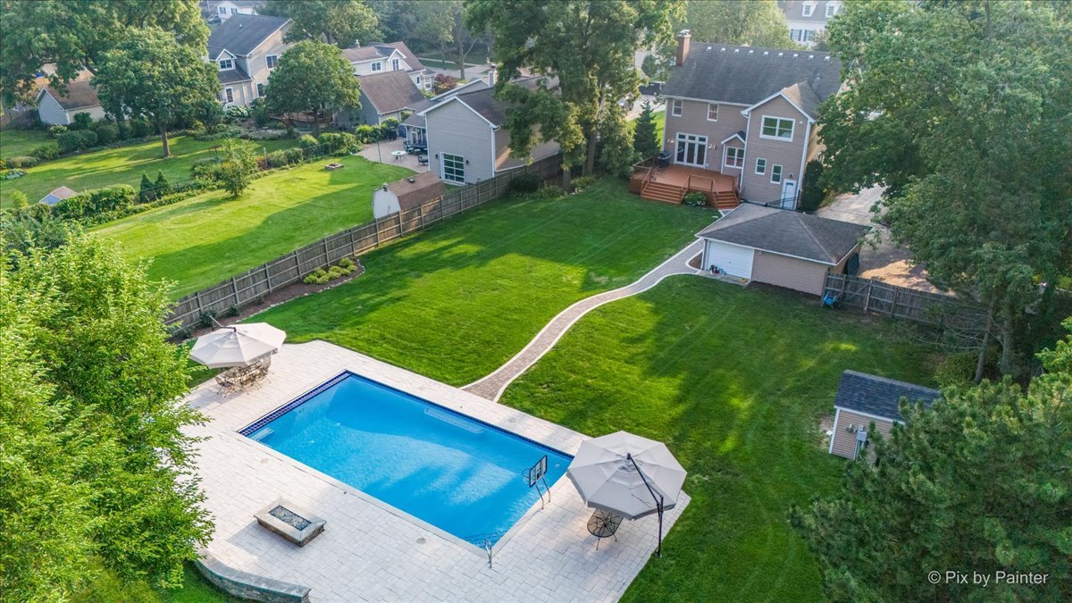 253 N Kenilworth Avenue, Glen Ellyn, IL 60137