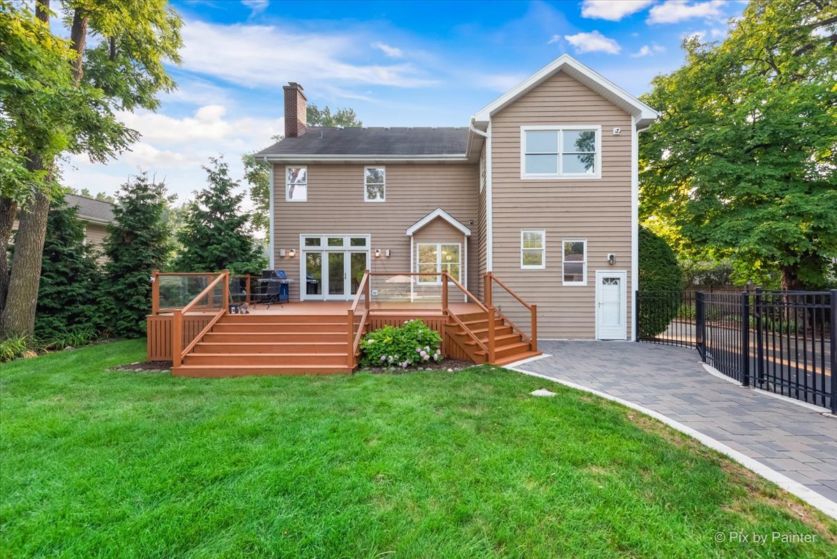 253 N Kenilworth Avenue, Glen Ellyn, IL 60137