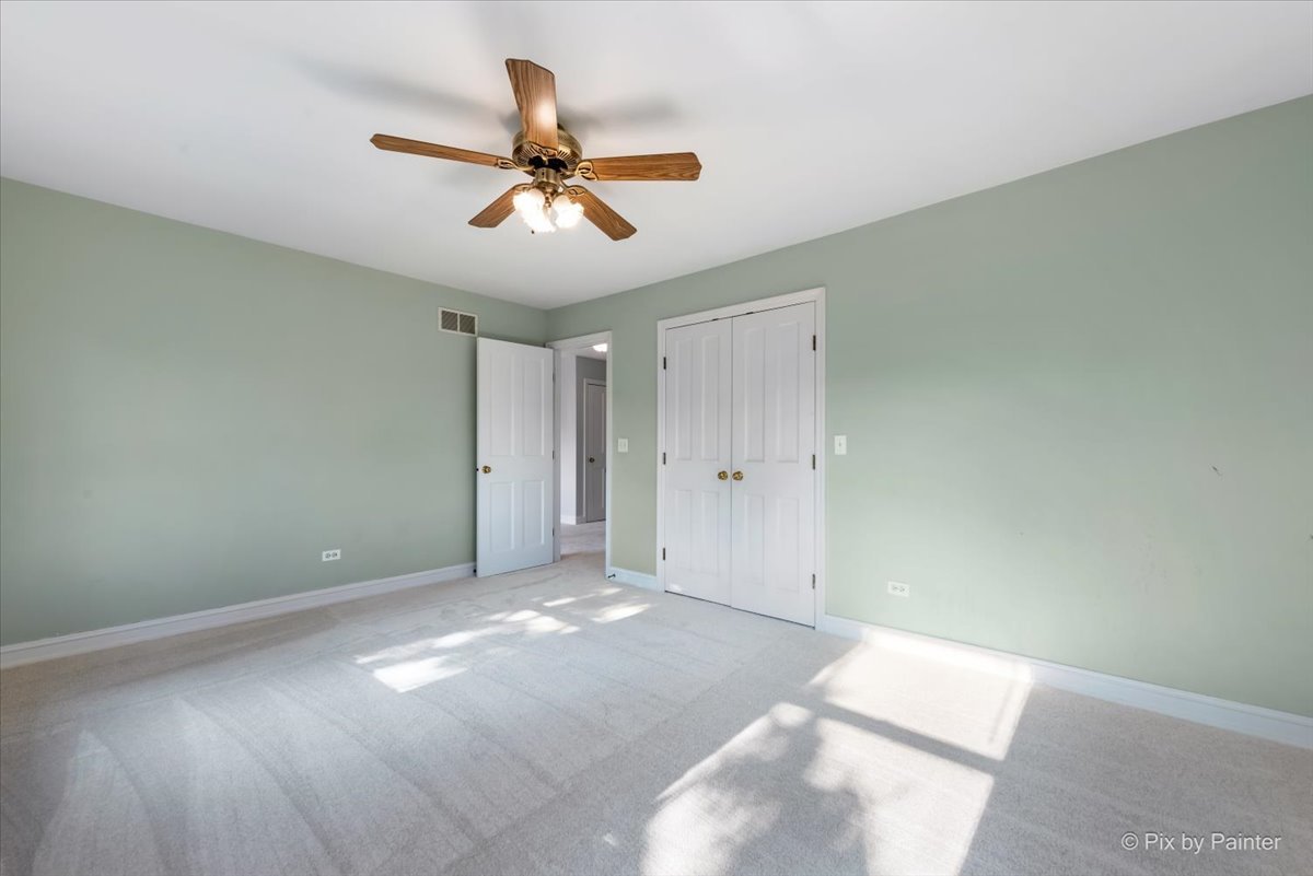 253 N Kenilworth Avenue, Glen Ellyn, IL 60137