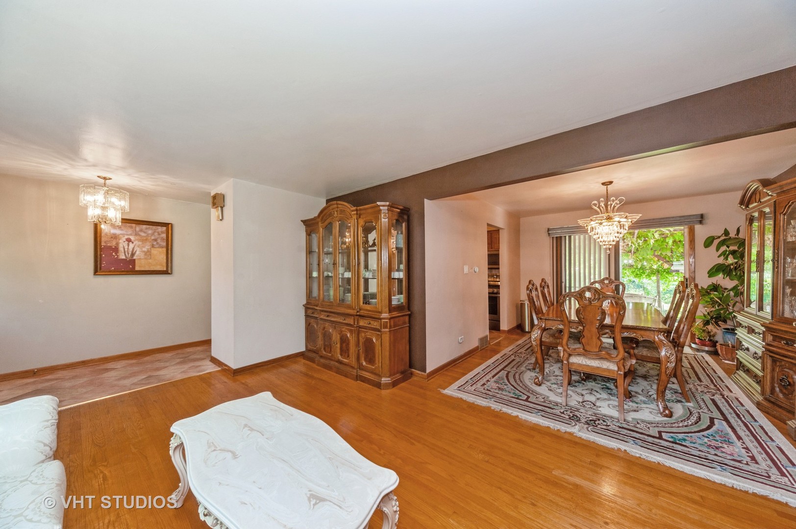 7849 W 101st Street, Palos Hills, IL 60465