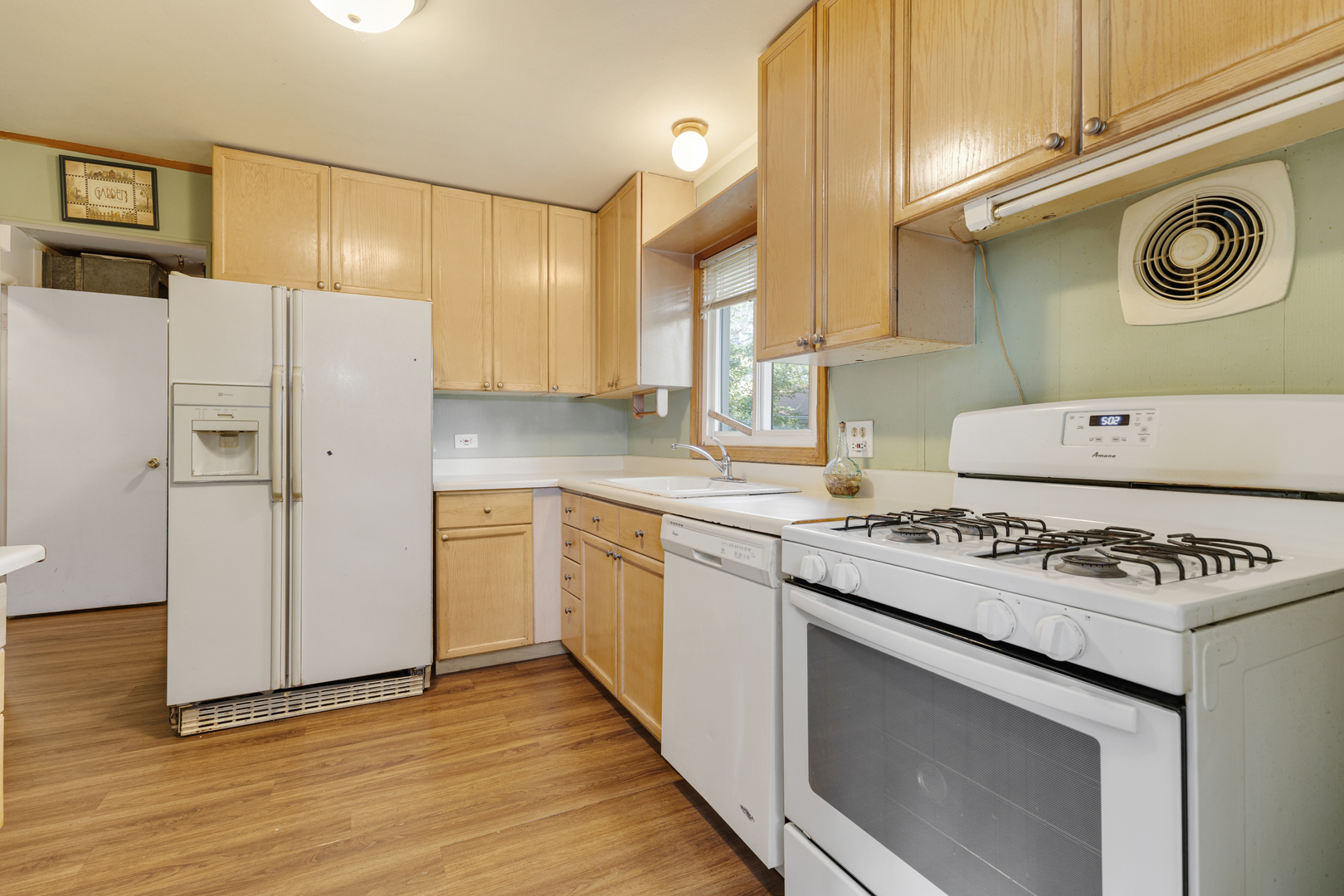 65 Des Plaines Lane, Hoffman Estates, IL 60169
