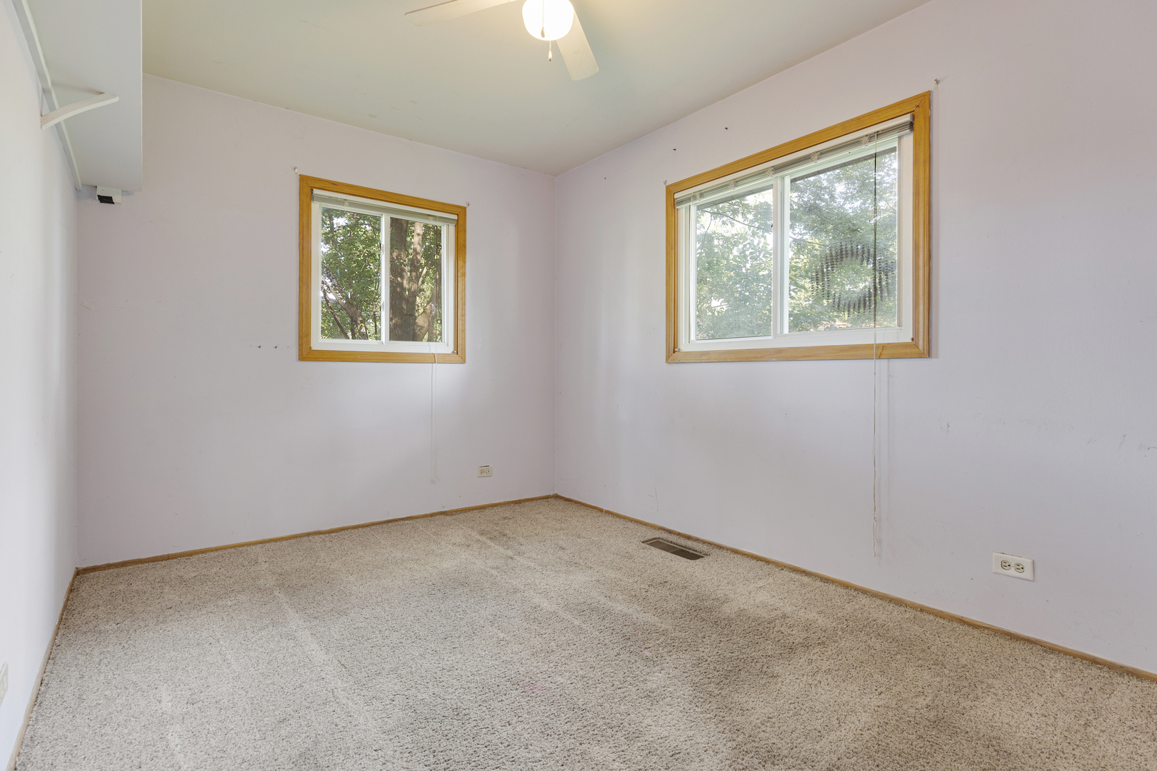 65 Des Plaines Lane, Hoffman Estates, IL 60169