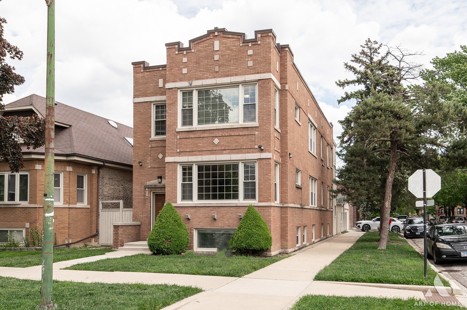 3301 N Kilbourn Avenue #2, Chicago, IL 60641