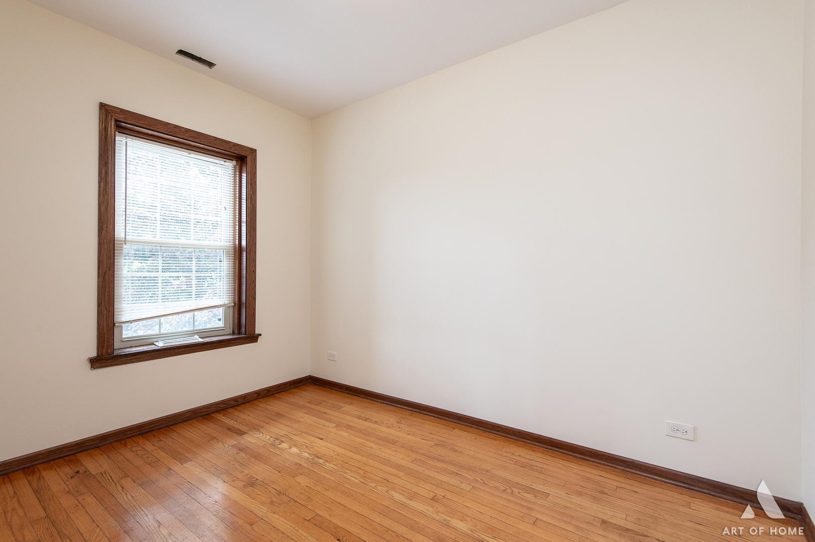 3301 N Kilbourn Avenue #2, Chicago, IL 60641