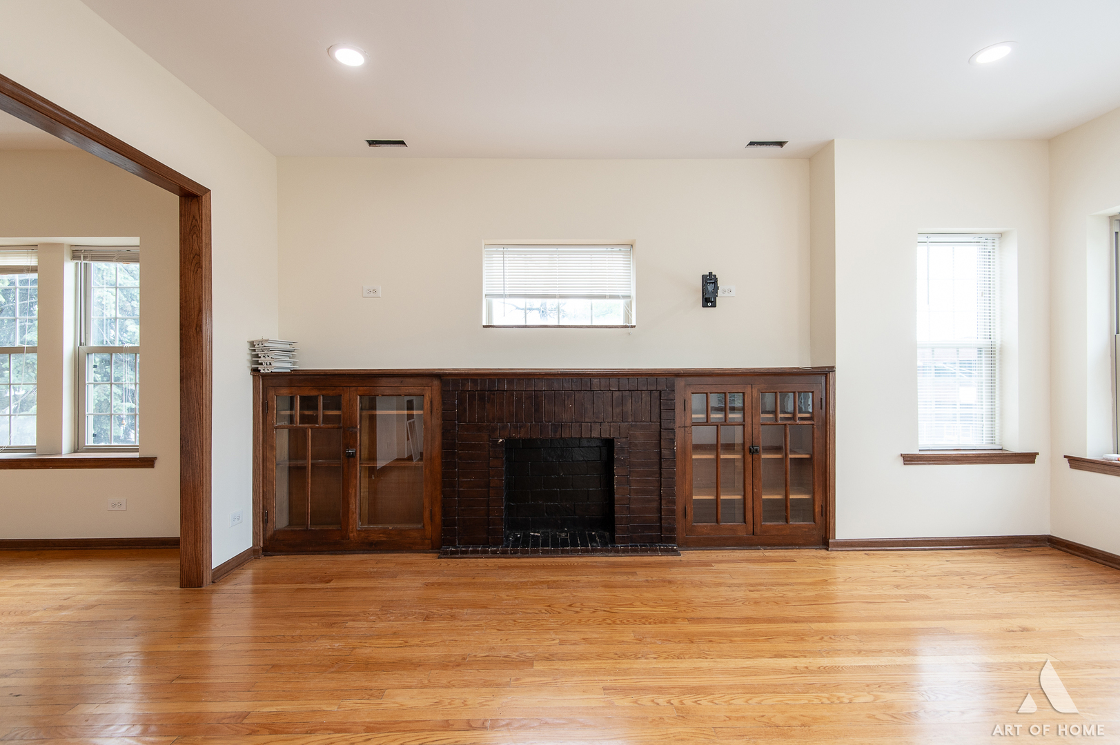 3301 N Kilbourn Avenue #2, Chicago, IL 60641