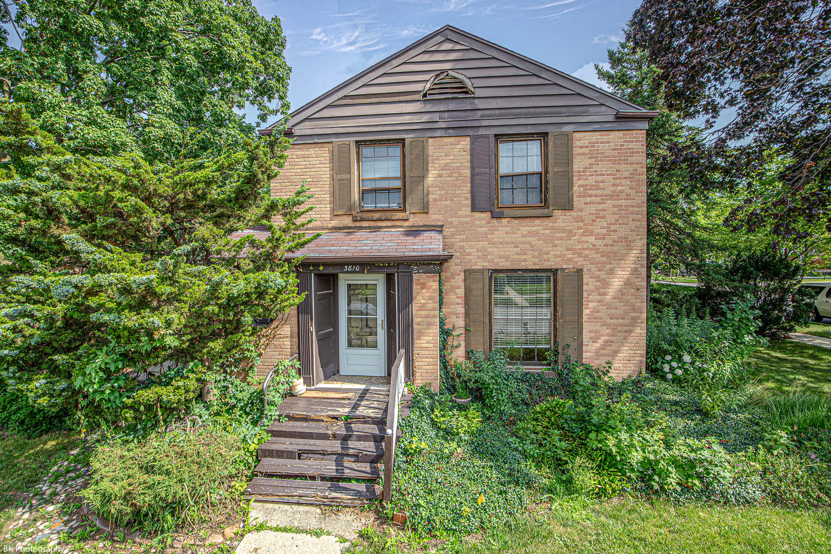 3810 W North Shore Avenue, Lincolnwood, IL 60712