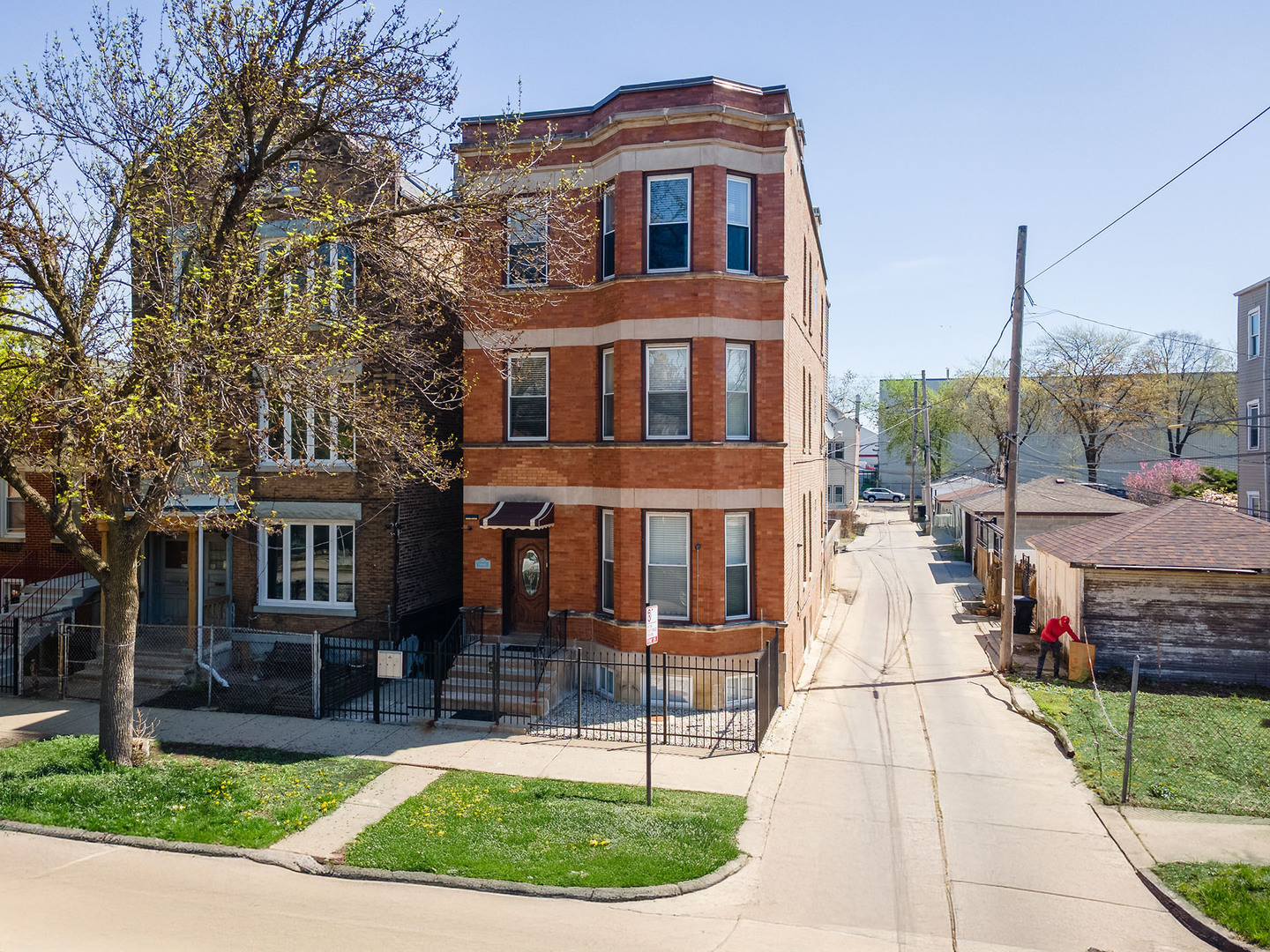 1643 S Fairfield Avenue, Chicago, IL 60608
