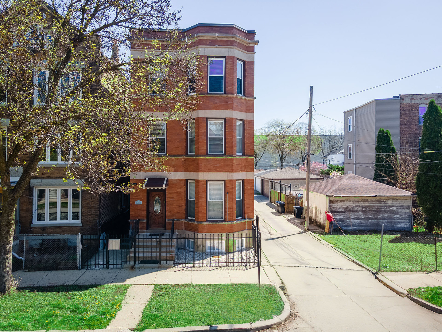 1643 S Fairfield Avenue, Chicago, IL 60608