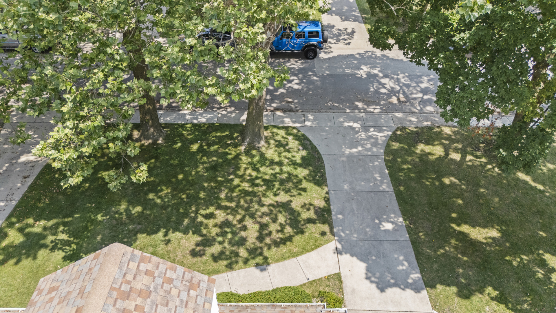 7244 N Kilpatrick Avenue, Lincolnwood, IL 60712