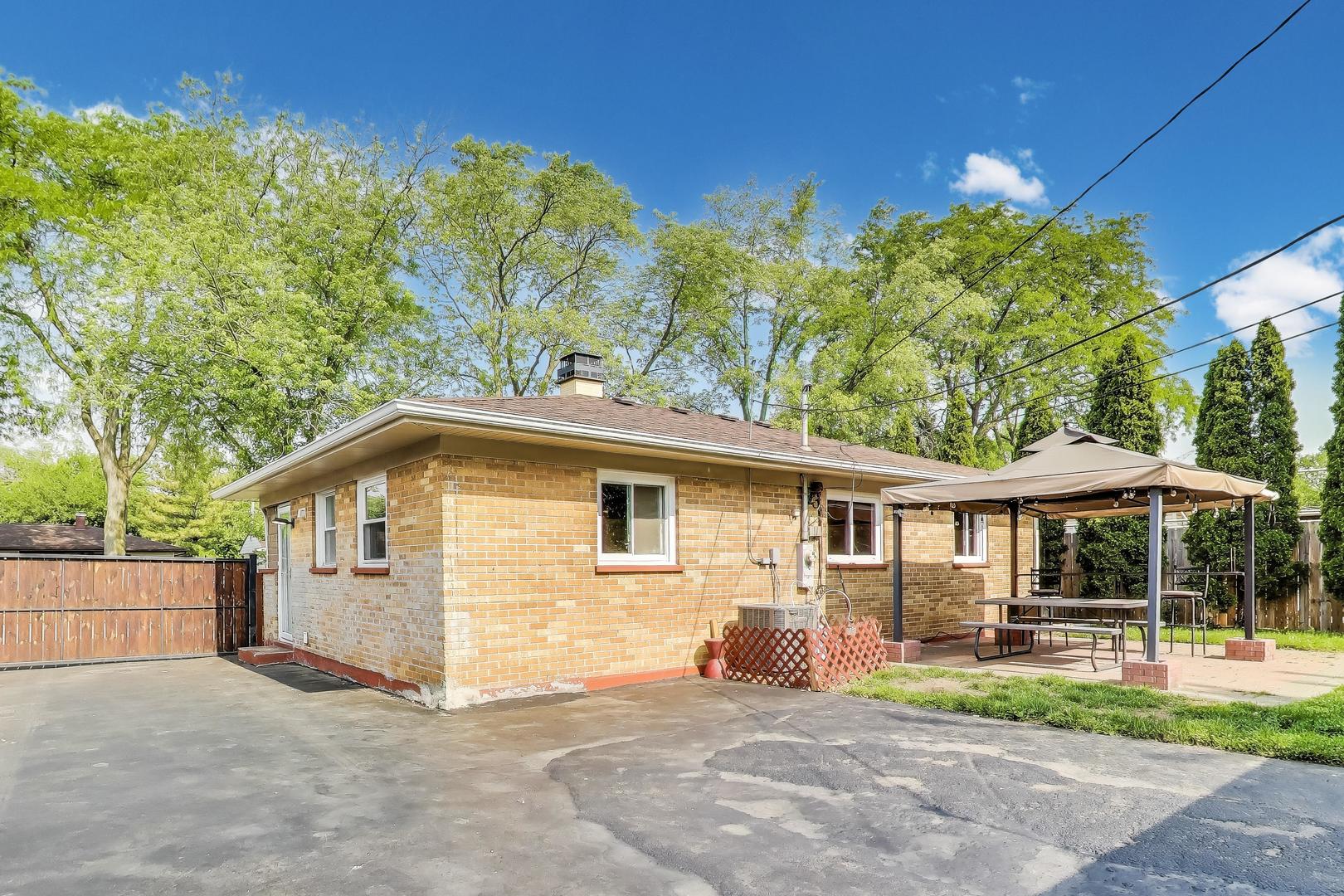 249 George Road, Wheeling, IL 60090