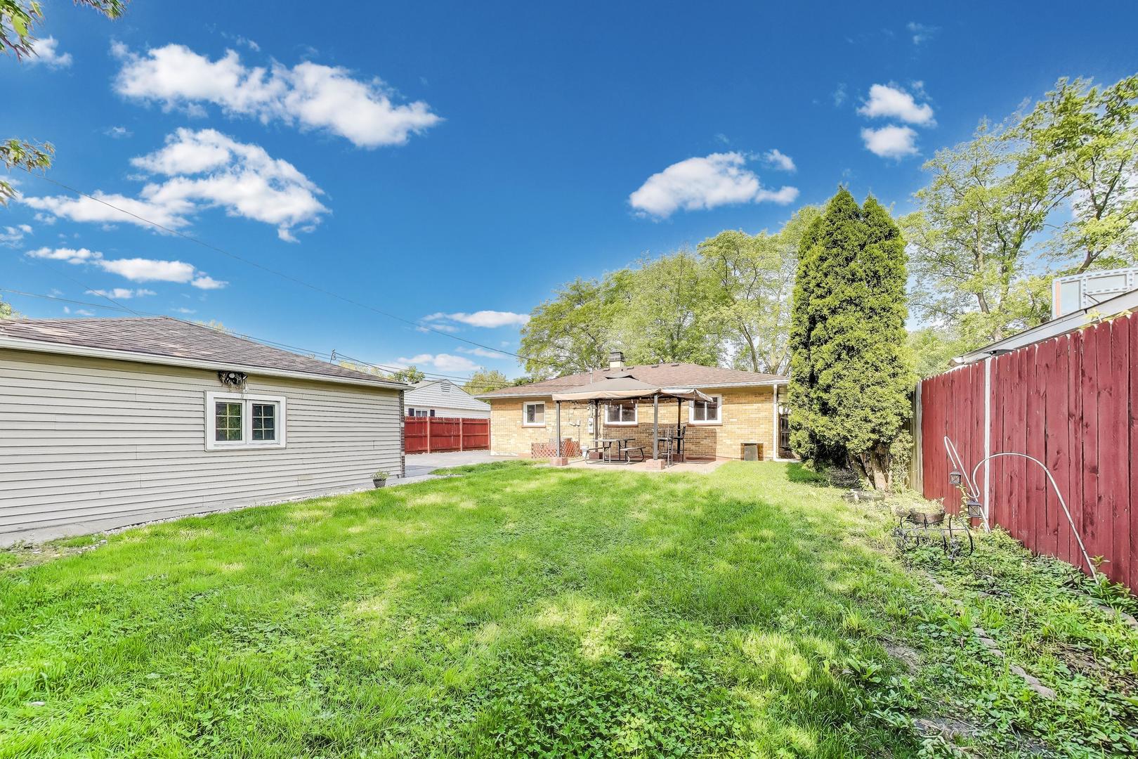 249 George Road, Wheeling, IL 60090