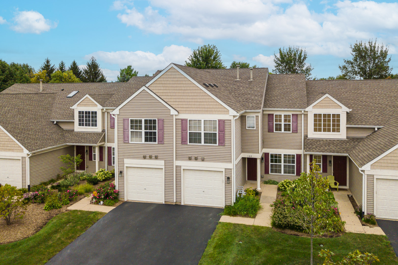 2819 Rutland Circle #102, Naperville, IL 60564