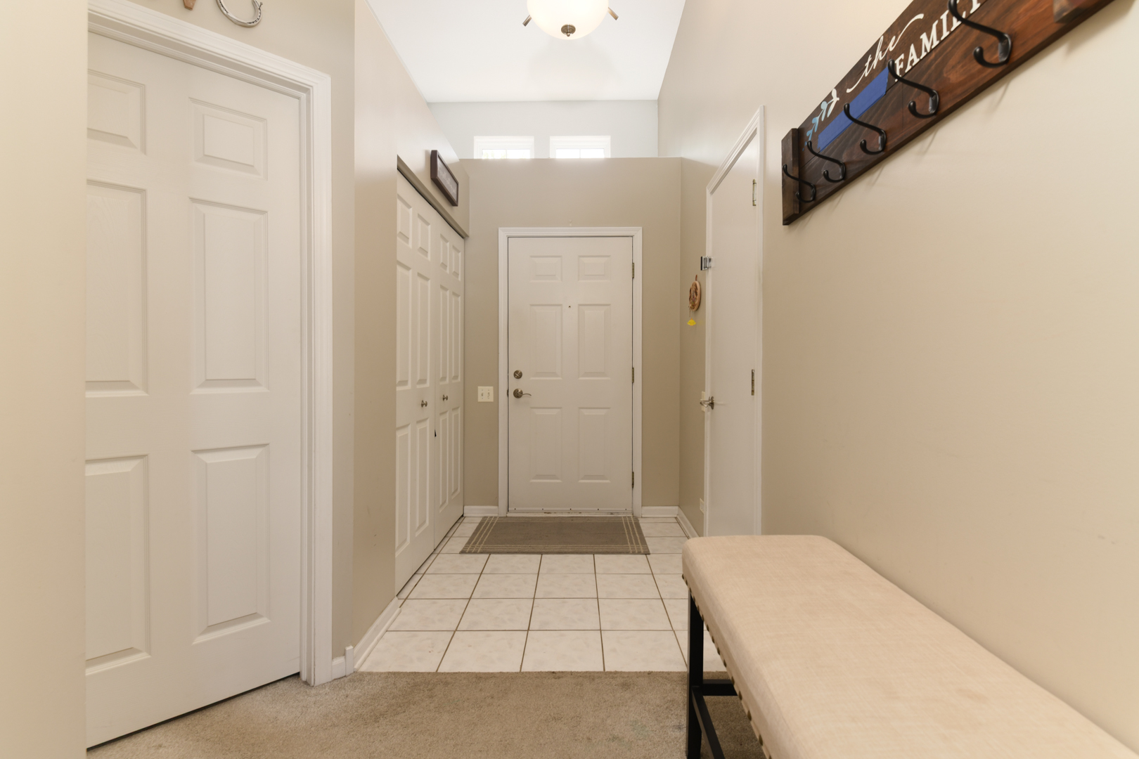 2366 Nantucket Lane, Elgin, IL 60123