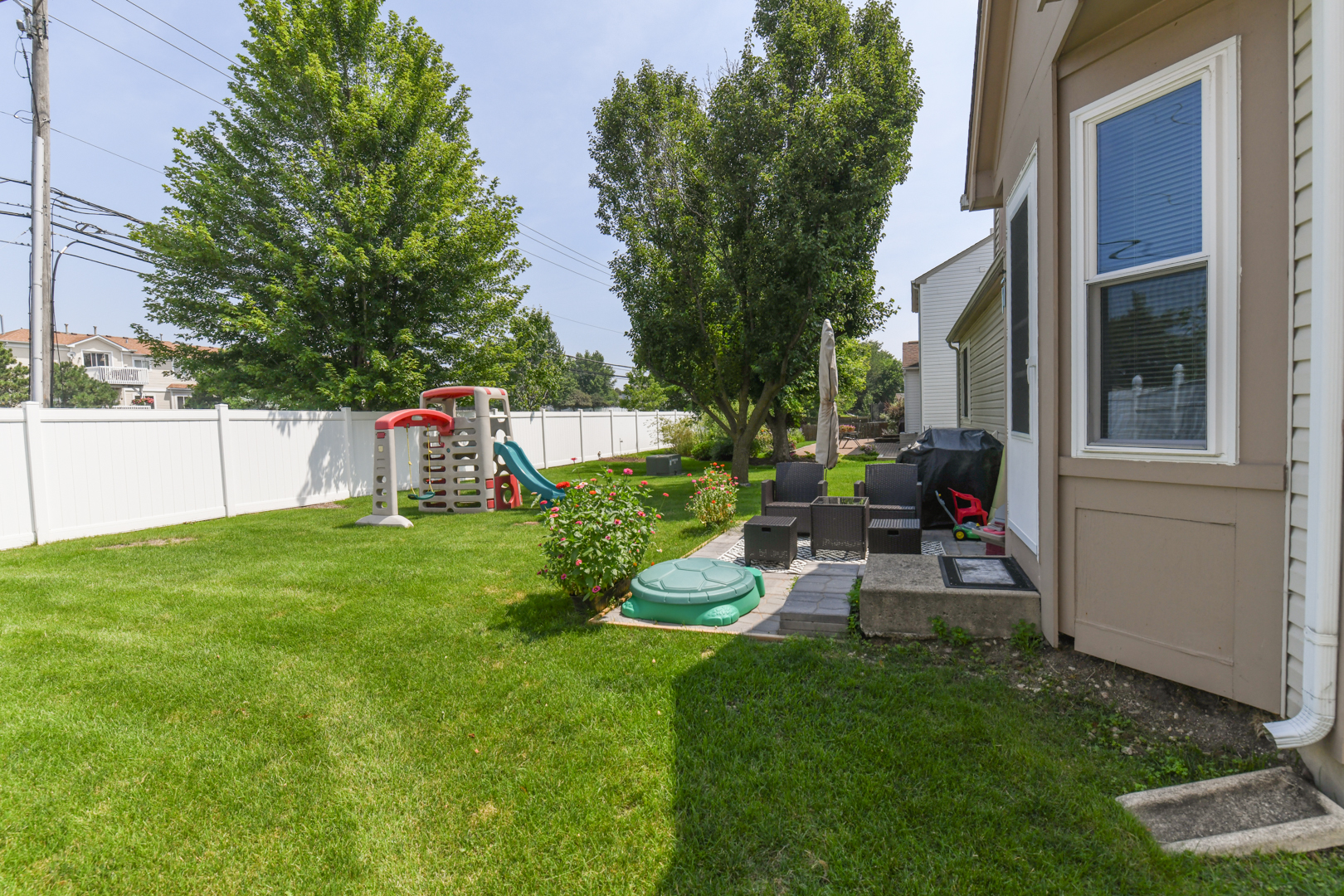 2366 Nantucket Lane, Elgin, IL 60123