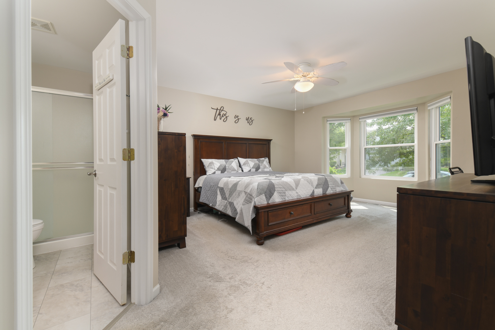 2366 Nantucket Lane, Elgin, IL 60123
