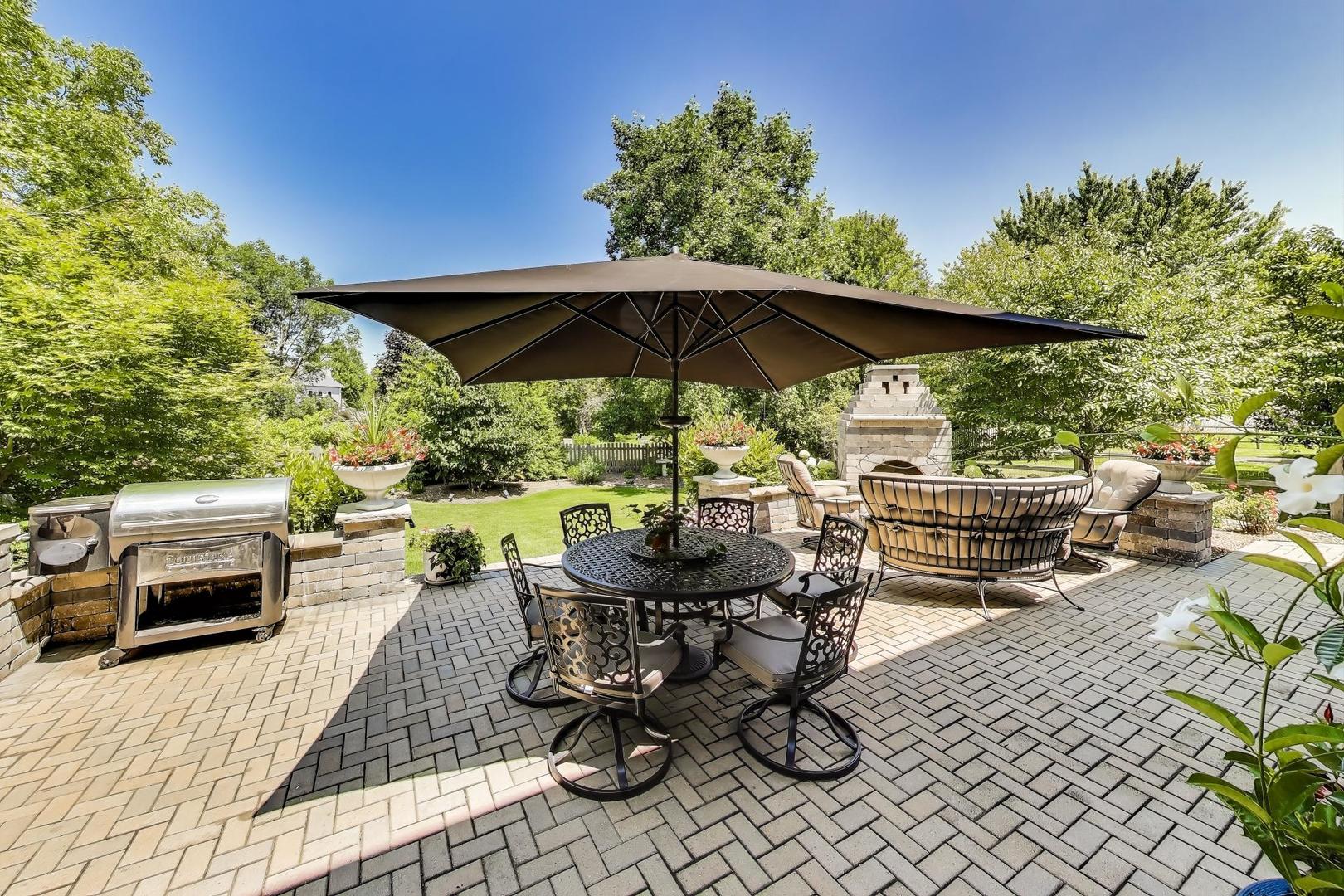 0N695 N Brundige Drive, Geneva, IL 60134