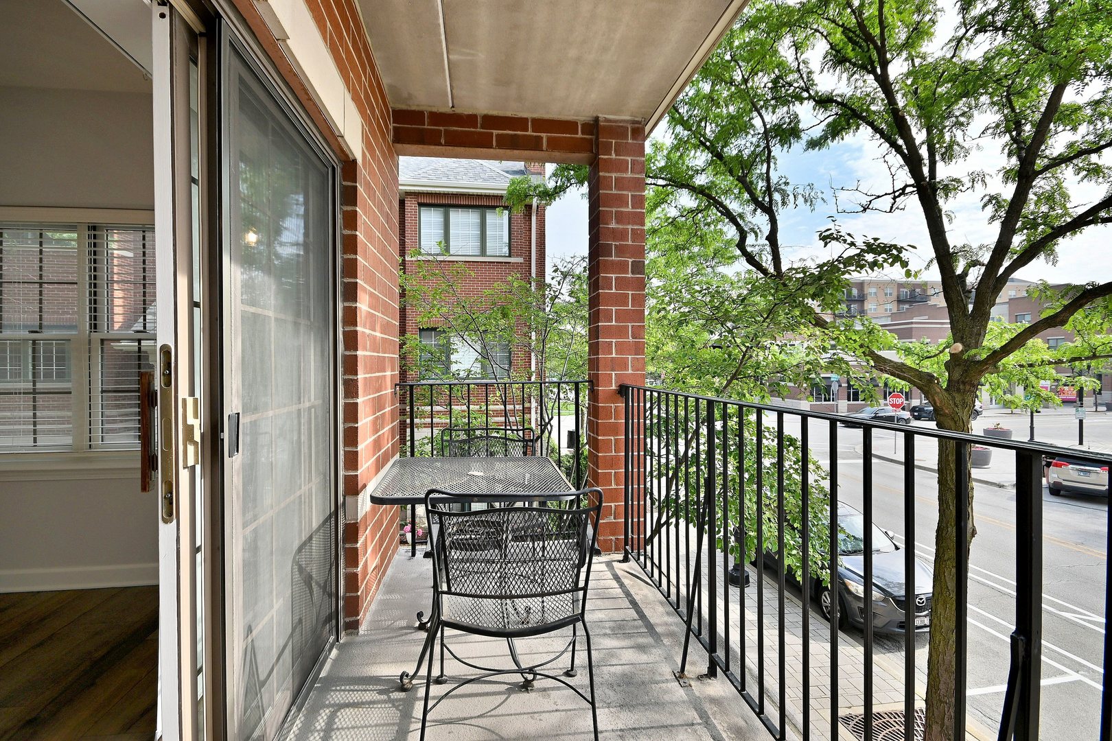 210 N Addison Avenue #201, Elmhurst, IL 60126