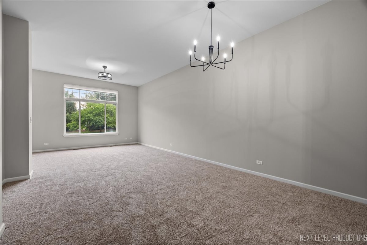 3310 Rosecroft Lane, Naperville, IL 60564