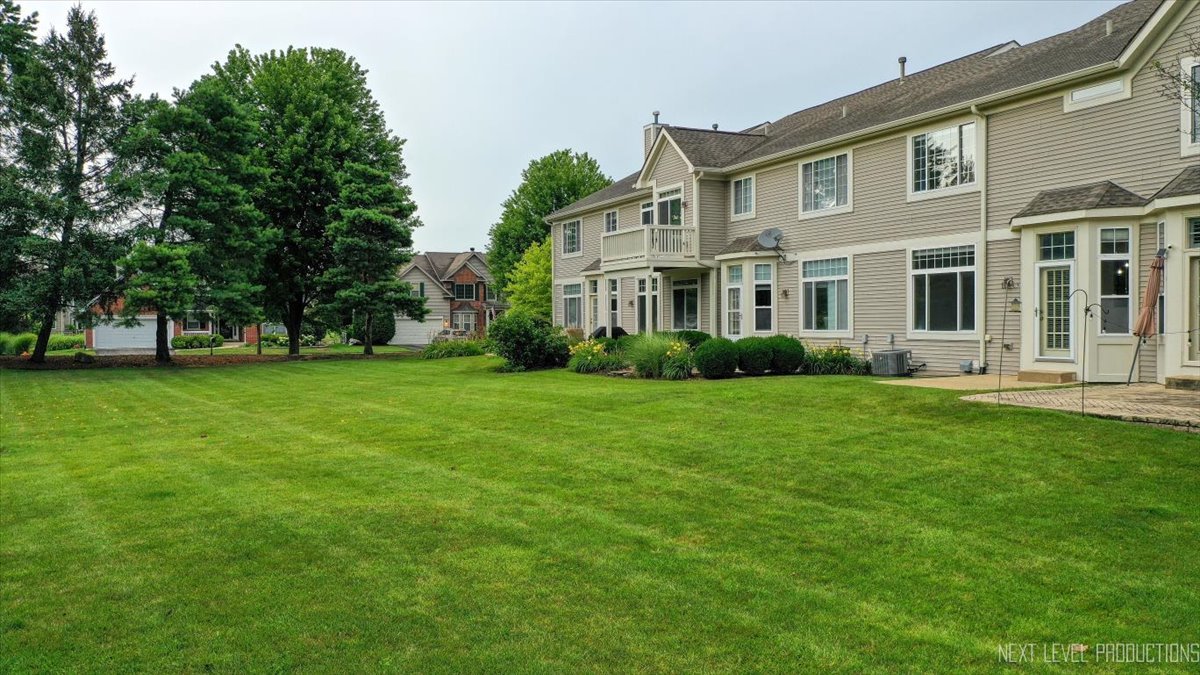 3310 Rosecroft Lane, Naperville, IL 60564