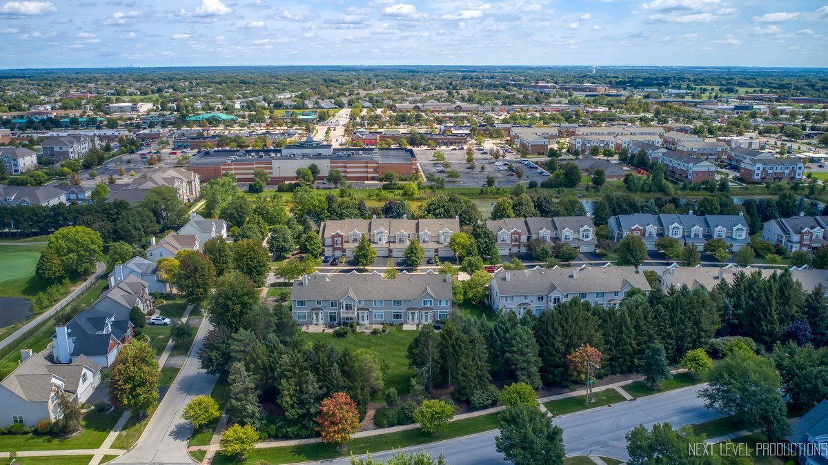 3310 Rosecroft Lane, Naperville, IL 60564