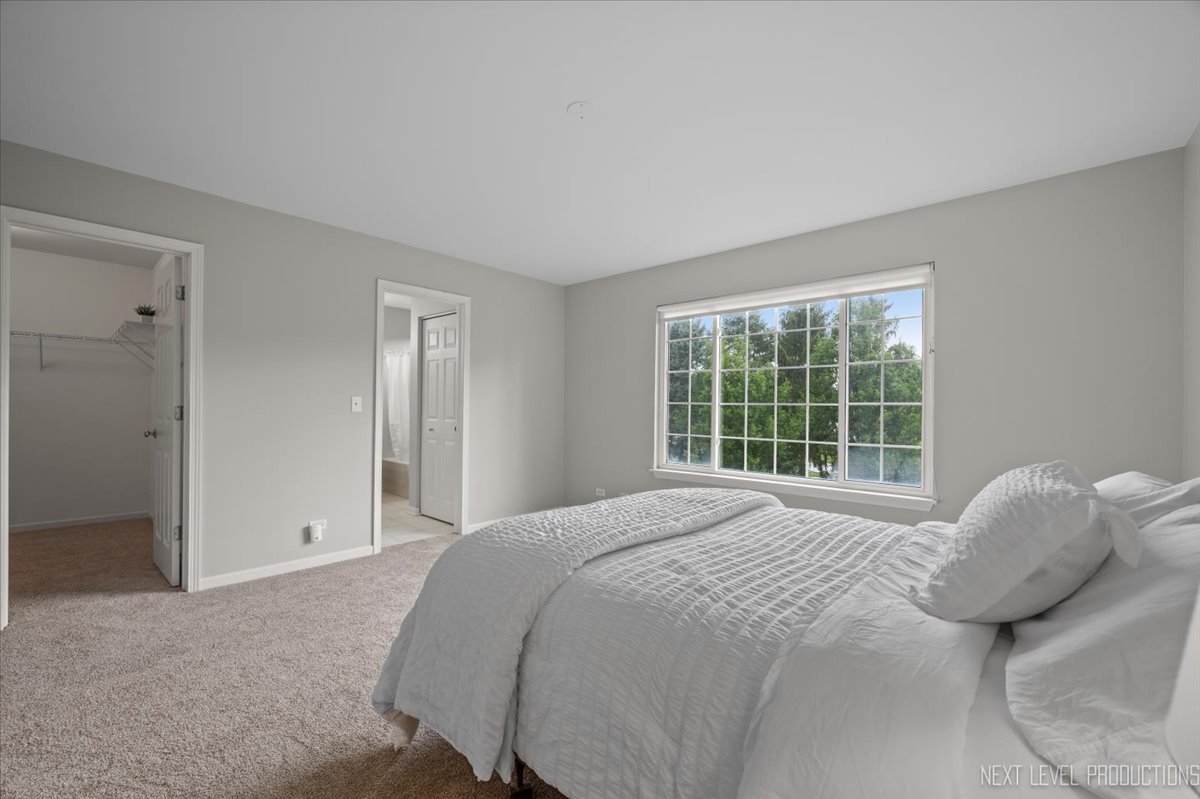 3310 Rosecroft Lane, Naperville, IL 60564