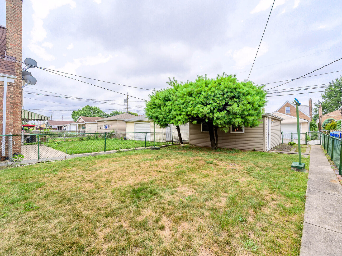 6736 S Kolin Avenue, Chicago, IL 60629