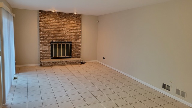 18626 May Street, Homewood, IL 60430